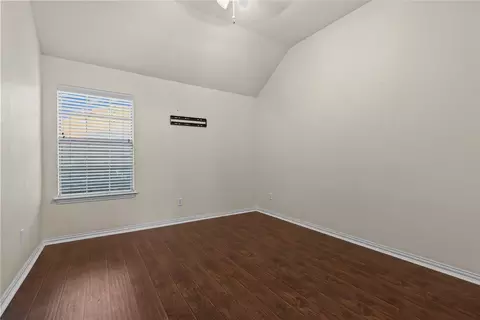 Bedroom - 8302 Munich Dr, Rowlett, TX 75089 photo 2 of 8