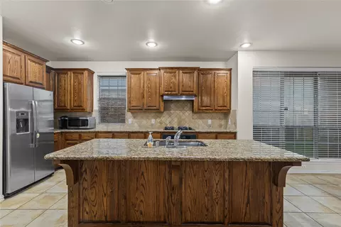Kitchen - 8302 Munich Dr, Rowlett, TX 75089 photo 1 of 3