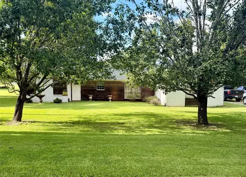 942 Foreman Rd, Doyline, LA 71023 photo 2