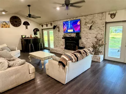 942 Foreman Rd, Doyline, LA 71023 photo 4