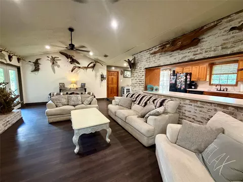 942 Foreman Rd, Doyline, LA 71023 photo 5