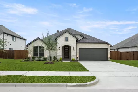 4806 Bel Air Dr, Midlothian, TX 76065