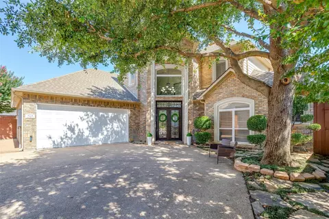 4224 Oak Park Ct, Fort Worth, TX 76109