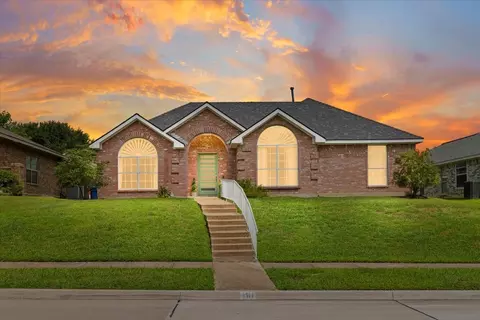 1513 Knob Hill Dr, Garland, TX 75043