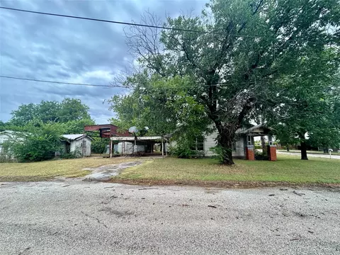 501 W 12th St, Coleman, TX 76834