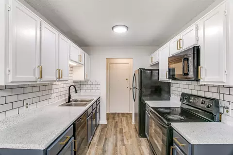 3600 Hulen Park Circle Cir, Fort Worth, TX 76123