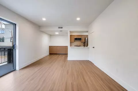 4020 Holland Ave #211, Dallas, TX 75219