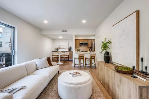 4020 Holland Ave #211, Dallas, TX 75219