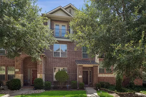 2126 Mcparland Ct, Carrollton, TX 75006