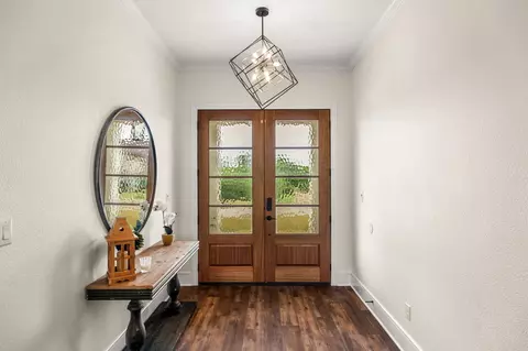 Entry Way - 279 Royals Ranch Rd, Lorena, TX 76655 photo 2 of 3