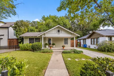 1130 S Montreal Ave, Dallas, TX 75208
