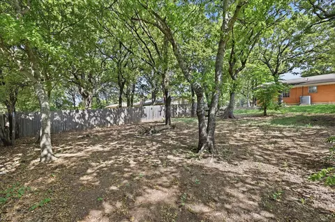 332 Ruth St, Denton, TX 76205