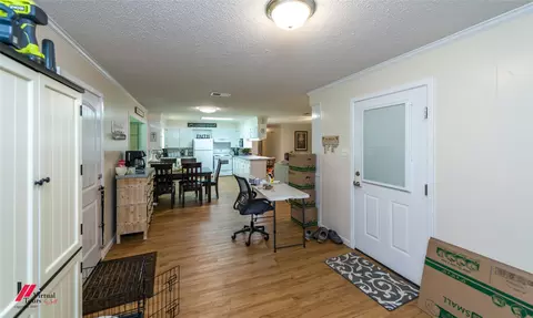 Entry Way - 1010 Plain Dealing Rd, Springhill, LA 71075 photo 2 of 3