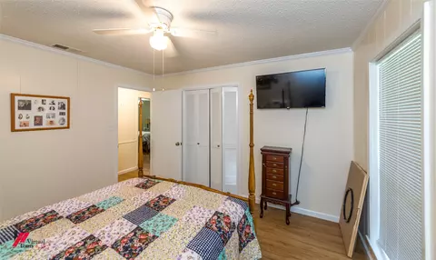 Bedroom - 1010 Plain Dealing Rd, Springhill, LA 71075 photo 6 of 6
