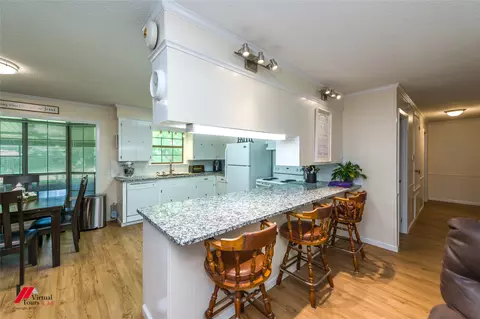 Kitchen - 1010 Plain Dealing Rd, Springhill, LA 71075 photo 5 of 5