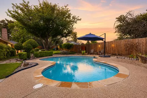 505 Queensway Rd, Willow Park, TX 76087