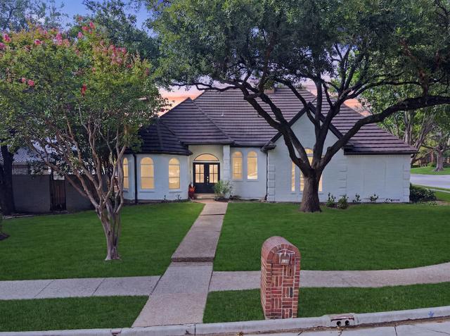 2001 Crockett Ct, Irving, TX 75038