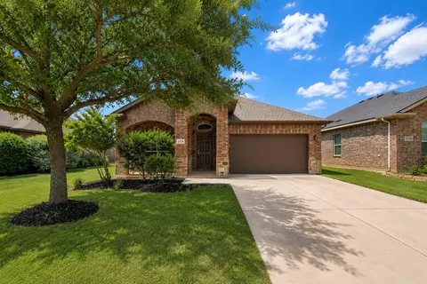 1232 Doe Meadow Dr, Burleson, TX 76028