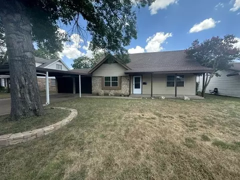 245 Pimlico Way, Saginaw, TX 76179