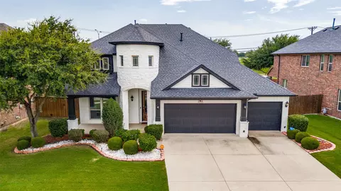2311 Tawny Owl Rd, Grand Prairie, TX 75052