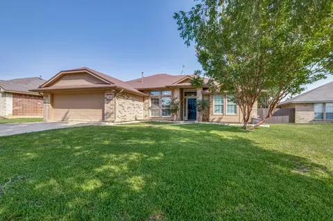 416 Fox Holw, Venus, TX 76084