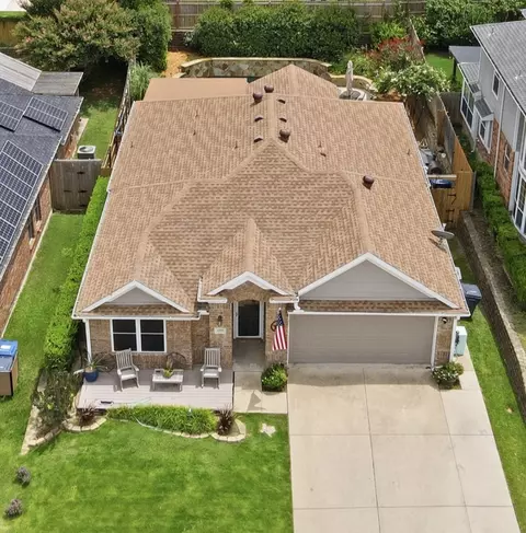 600 Crystal Falls Dr, Mckinney, TX 75071