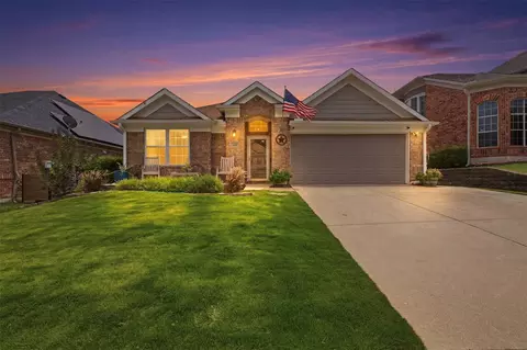 600 Crystal Falls Dr, Mckinney, TX 75071