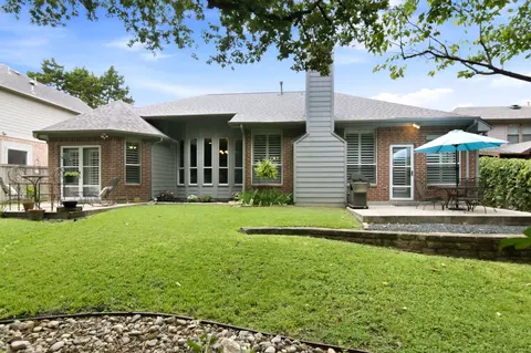 Exterior - 2702 Pinehurst Dr, Grapevine, TX 76051 photo 5 of 13
