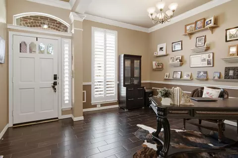 Entry Way - 2702 Pinehurst Dr, Grapevine, TX 76051 photo 1 of 3