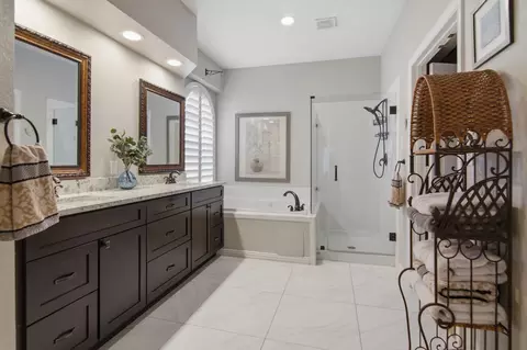 Bath - 2702 Pinehurst Dr, Grapevine, TX 76051 photo 2 of 4