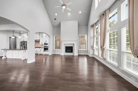 911 Midland Dr, Allen, TX 75013