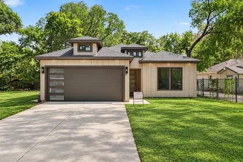 3804 De Maggio Ave, Dallas, TX 75210