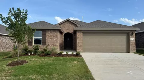 1073 Burnt Ranch Ln, Fort Worth, TX 76131
