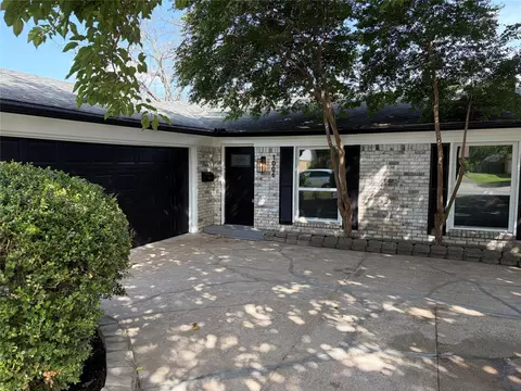 1006 Heritage Dr, Garland, TX 75043