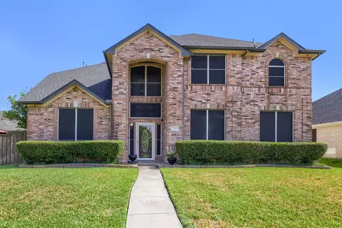 740 White Ash Rd, Desoto, TX 75115