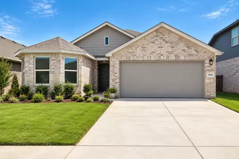 1041 Burnt Ranch Ln, Fort Worth, TX 76131