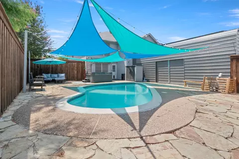 1428 Creekview Dr, Lewisville, TX 75067