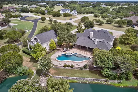 3406 Sundance Ct, Granbury, TX 76049