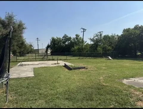 Other - 323 E Lloyd St, Krum, TX 76249 photo 4 of 4