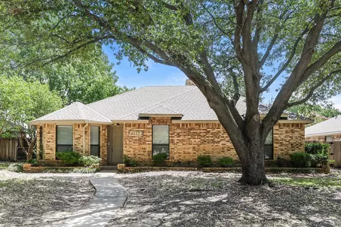 4422 Cinnabar Dr, Dallas, TX 75227