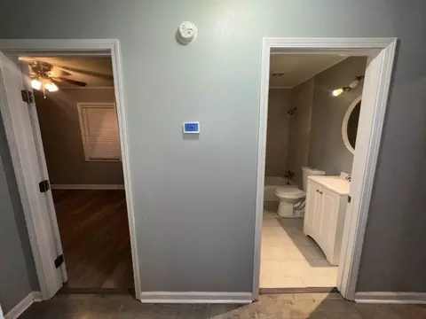 Entry Way - 500 W Marshall St, Minden, LA 71055 photo 1 of 1
