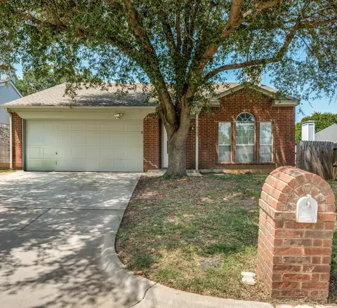 5105 Foley Dr, Arlington, TX 76013