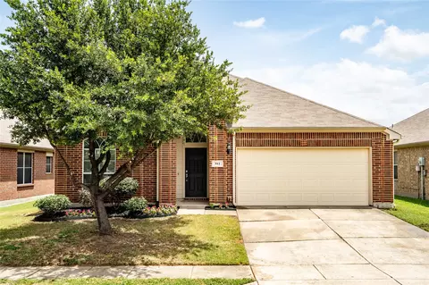 961 Roundup St, Cross Roads, TX 76227