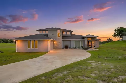 323 Stone Mountain Rd, Cresson, TX 76035