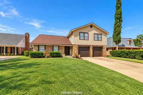 9916 Village Grn, Shreveport, LA 71115