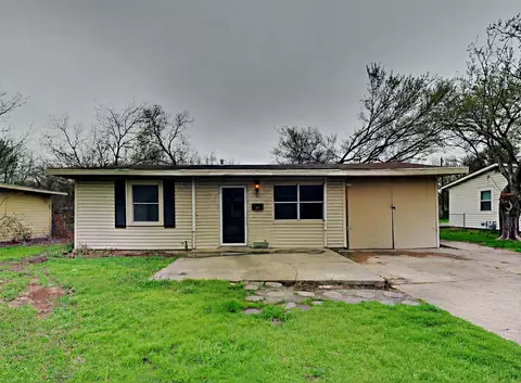 2815 Ash Park Dr, Richland Hills, TX 76118