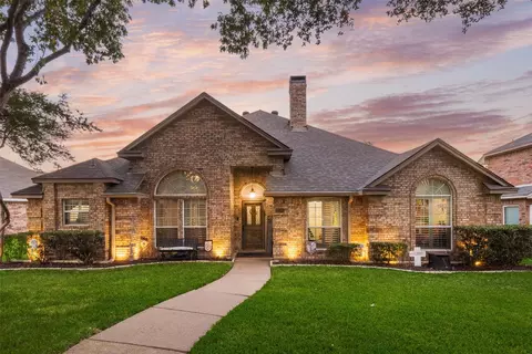 2336 Penrose Dr, Mesquite, TX 75150