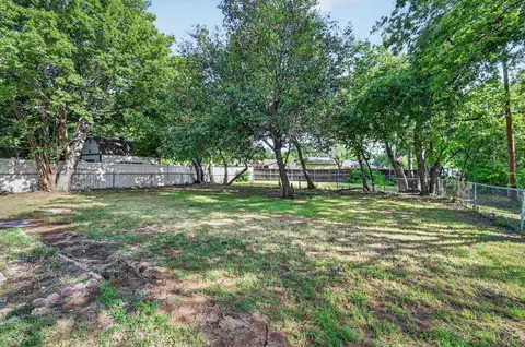 301 E Fuller Dr, Euless, TX 76039 photo 24
