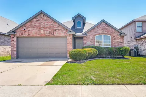 8717 Flying Ranch Rd, Fort Worth, TX 76134