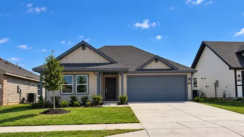 2233 Johnny Cash Dr, Fort Worth, TX 76036